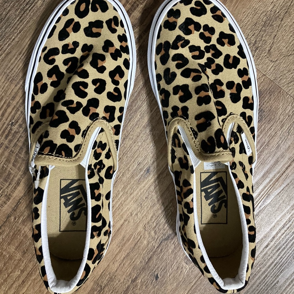 leopard print vans slip on